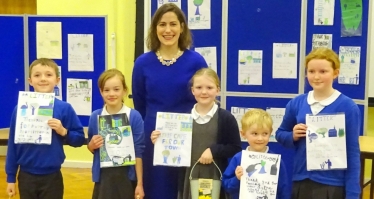 Victoria Atkins MP visits Horncastle Community Primary School